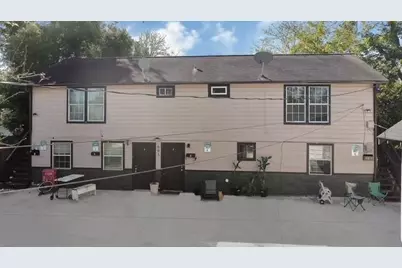 605 E Hunnicutt Street #C, Baytown, TX 77520 - Photo 2