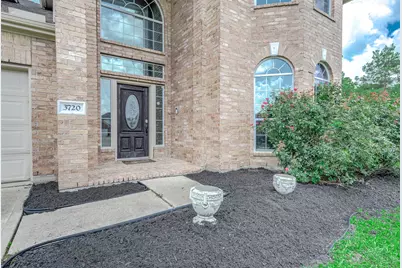3720 Armand Drive, Dickinson, TX 77539 - Photo 4