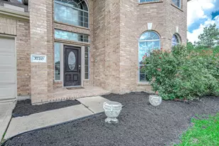 3720 Armand Dr, Dickinson, TX 77539 - Photo 4