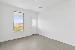 1017 S Oakhurst Dr, Dayton, TX 77535 - Photo 12