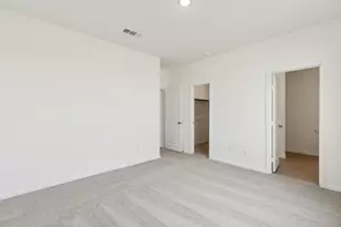 1017 S Oakhurst Dr, Dayton, TX 77535 - Photo 16