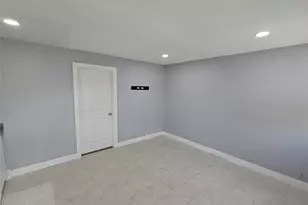 9010 Linda Vista Rd, Houston, TX 77078 - Photo 6