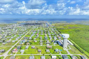 16519 Captain Kidd Rd, Jamaica Beach, TX 77554 - Photo 32