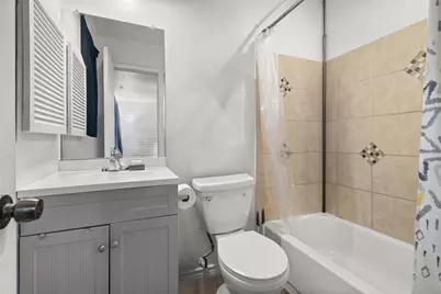 6913 Chasewood Drive, Missouri City, TX 77489 - Photo 12
