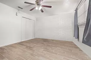 6913 Chasewood Dr, Missouri City, TX 77489 - Photo 6