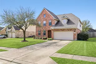 8511 Holly Spring Ln, Baytown, TX 77523 - Photo 2