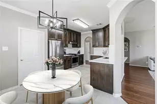 8511 Holly Spring Ln, Baytown, TX 77523 - Photo 10