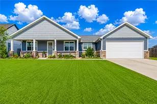 1914 Lynn St, El Campo, TX 77437 - Photo 36
