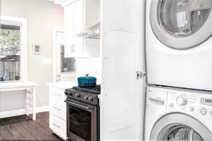 808 Woodrow St, Houston, TX 77006 - Photo 16
