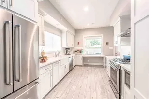 808 Woodrow St, Houston, TX 77006 - Photo 12