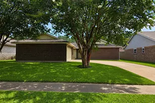 9734 Willmont Rd, La Porte, TX 77571 - Photo 1