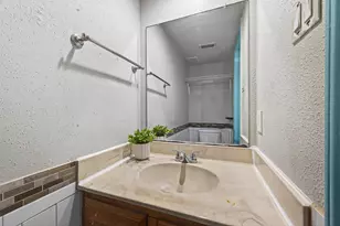 12317 Crest Lake Dr, Houston, TX 77072 - Photo 14