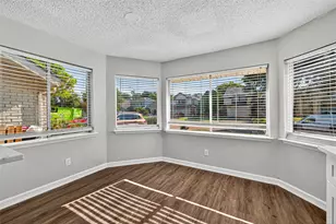 7706 Miller Glen Ln, Houston, TX 77072 - Photo 18