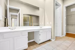 2400 McCue Rd, Houston, TX 77056 - Photo 14