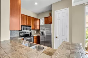 2400 McCue Rd, Houston, TX 77056 - Photo 6
