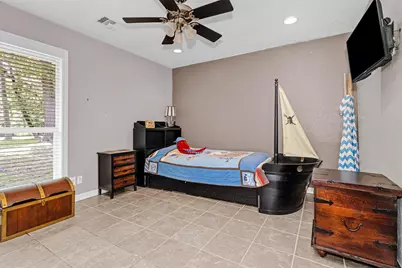 24111 Glen Loch Drive, The Woodlands, TX 77380 - Photo 32