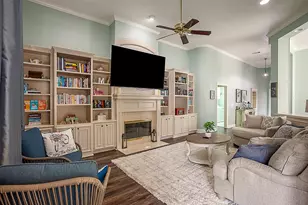 716 N 31st St, Nederland, TX 77627 - Photo 4