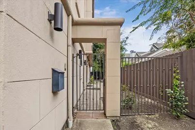 2817 Newman Street, Houston, TX 77098 - Photo 2