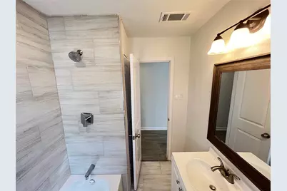 7337 Orville Street #B, Houston, TX 77028 - Photo 12