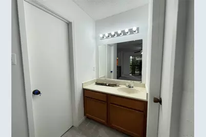 3909 Tanglewilde Street #3909, Houston, TX 77063 - Photo 18