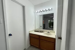 3909 Tanglewilde St, Houston, TX 77063 - Photo 18