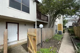 3909 Tanglewilde St, Houston, TX 77063 - Photo 2