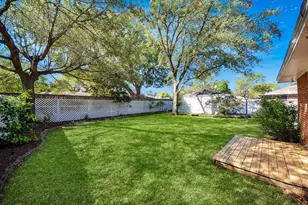 10719 Burgoyne Rd, Houston, TX 77042 - Photo 26