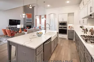 12218 Hudson Dr, Mont Belvieu, TX 77523 - Photo 6