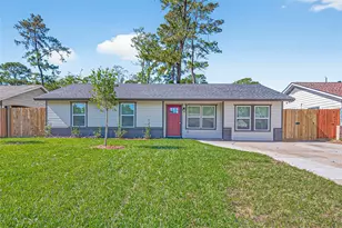 10531 Royal Oaks Dr, Houston, TX 77016 - Photo 1