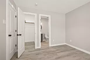 10531 Royal Oaks Dr, Houston, TX 77016 - Photo 28