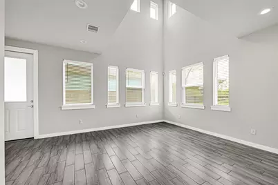9431 Jutland Road, Houston, TX 77033 - Photo 12