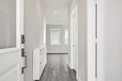 9431 Jutland Road, Houston, TX 77033 - Photo 10