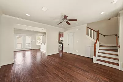 1053 W 16th Street, Houston, TX 77008 - Photo 8
