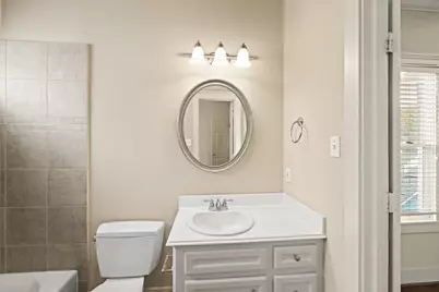 1053 W 16th Street, Houston, TX 77008 - Photo 30