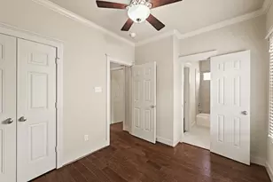 1053 W 16th St, Houston, TX 77008 - Photo 32