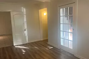 10025 Randolph St, Houston, TX 77075 - Photo 2