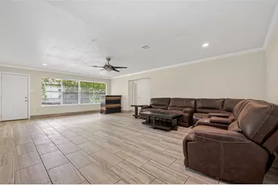 9222 Vanwood Street, Houston, TX 77040 - Photo 16