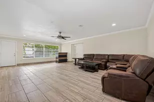 9222 Vanwood St, Houston, TX 77040 - Photo 16