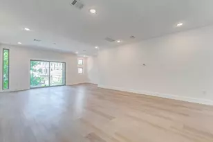 5636 Dolores St, Houston, TX 77057 - Photo 12