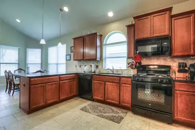 8706 Alicia Drive, Tomball, TX 77375 - Photo 14