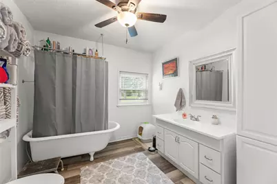 703 Pecan Valley Drive, Wharton, TX 77488 - Photo 22