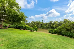 703 Pecan Valley Dr, Wharton, TX 77488 - Photo 4