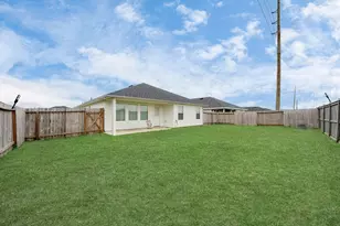 2039 Woodlark Way, Sealy, TX 77474 - Photo 28