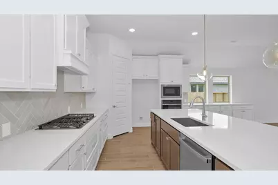 5718 Caracara Street, Manvel, TX 77578 - Photo 8