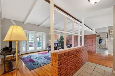 5443 Kingfisher Drive, Houston, TX 77096 - Photo 6