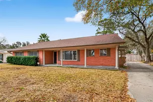 5443 Kingfisher Dr, Houston, TX 77096 - Photo 2