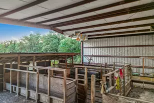 9731 Hadden Rd, Baytown, TX 77521 - Photo 38