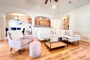 4611 Sharman St, Houston, TX 77009 - Photo 8