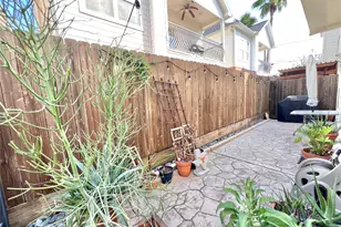 4611 Sharman St, Houston, TX 77009 - Photo 36