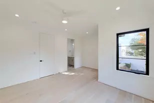 4026 Underwood St, Houston, TX 77025 - Photo 12